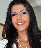 I meet the luscious foreign student Lou Charmell