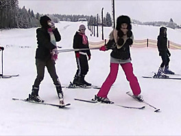 Nicoletta, Linda, Betty and Lilly skiing